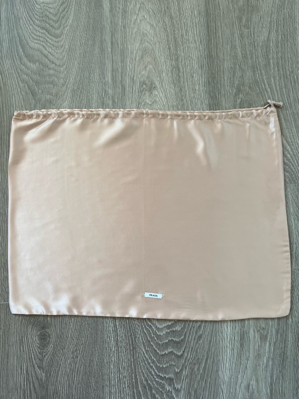 Prada dust bag (C815)